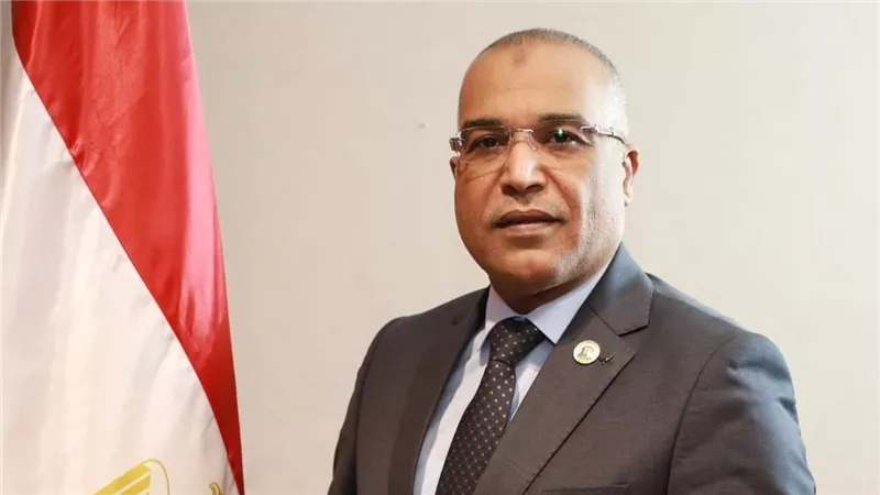 رئيس نقابة البترول يطمئن على العاملين بعد حادث «جابكو»