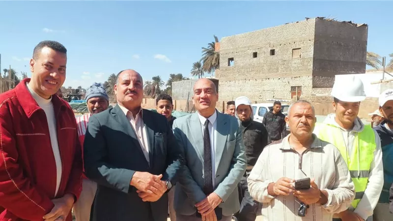 جولة مفاجئة لوكيل تعليم المنيا بمدارس سمالوط وقرارات حاسمة لضبط الأداء