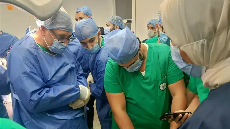 مستشفى رأس سدر المركزي:تروي قصة طفلة تعرضت لسقوط وأجرت جراحة دقيقة للتثبيت