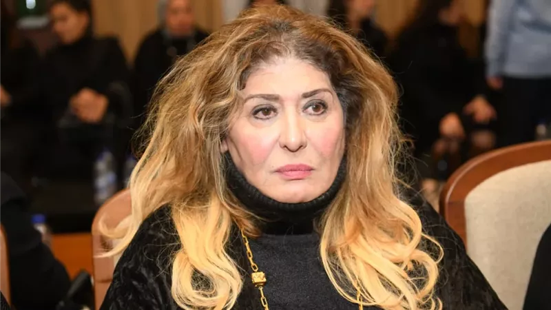 تخلى عنها والدها وفنان كسر قلبها.. الوجه الآخر لـ سهير رمزي