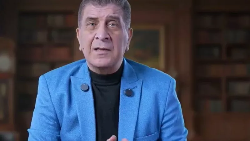 أحمد رفعت: لا تسمعوا لـ«إعلام الشر».. والوعي سلاح المصريين بالظروف الحالية