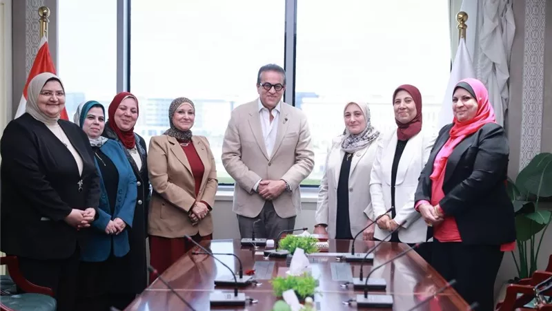 وزير الصحة يستقبل نقيب التمريض ووفد النقابات لتقديم التهنئة بتجديد الثقة