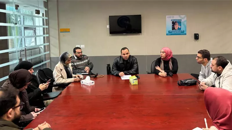 مدير الرعاية الصحية بالإسماعيلية يترأس الاجتماع التوجيهي بمستشفى أبو خليفة