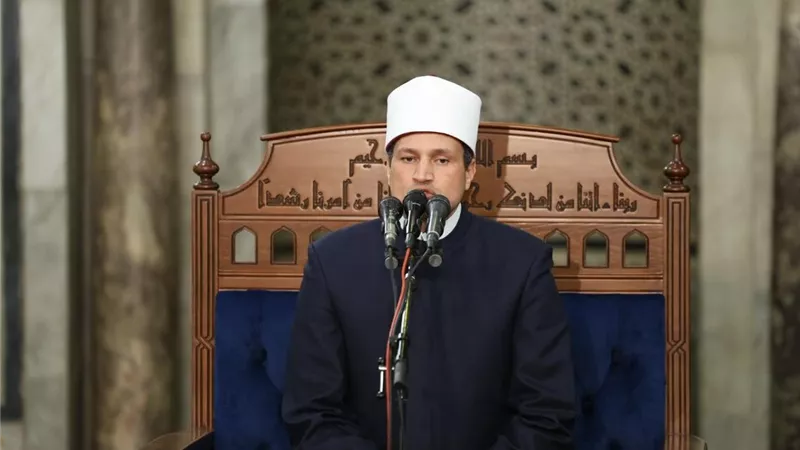 الدكتور أسامة الحديدي: الذل بين يدي الله واللجوء إليه أعظم ركائز النصر 