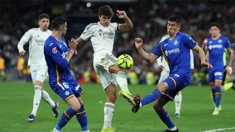قرار عاجل من ريال مدريد بعد خسارته أمام خيتافي في الدوري الإسباني
