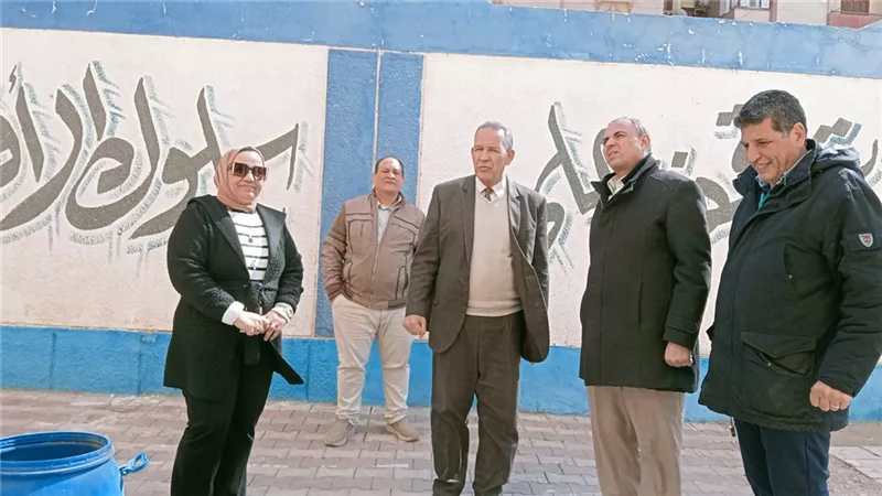 مدير تعليم أسيوط|يتابع تجهيز صالة الألعاب الرياضية بمدرسة ناصر الثانوية