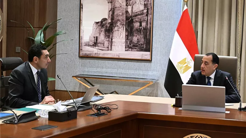 مدبولي: نسعى لتطوير المنشآت الرياضية بمعايير عالمية والاستثمار في شباب مصر