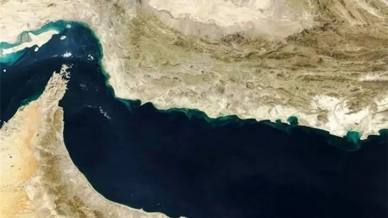 نائب كوري: 30 سفينة تجارية كورية جنوبية تبحر قرب مضيق هرمز