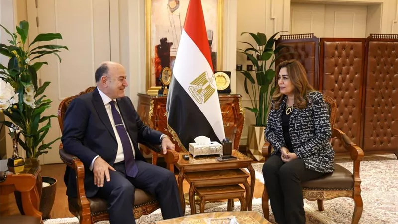 وزيرة التنمية المحلية تتابع تقنين الأراضي وإزالة التعديات بالمحافظات|فيديو