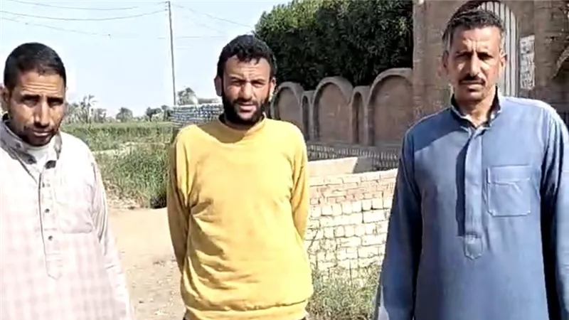 صرخة استغاثة من عزبة الحريري بالفيوم.. صرف صحي عشوائي يهدد حياة الأهالي