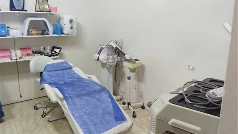 غير مرخص وصاحبه ليس طبيبا.. غلق مركز للعلاج الطبيعي ببني مزار
