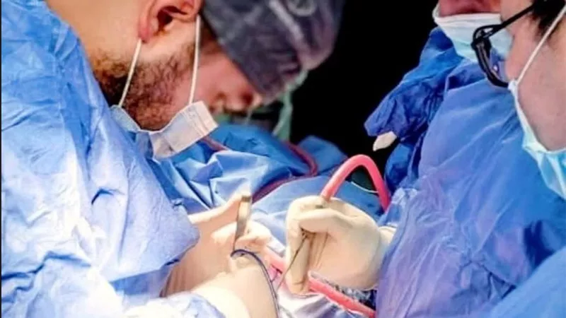 «صحة الشرقية»: نجاح أول جراحة متقدمة لإنزلاق غضروفي قطني منفجر  