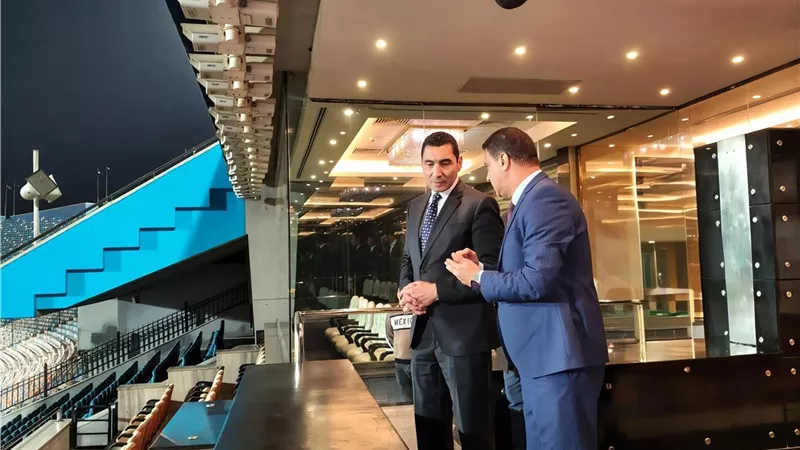 وزير الرياضة يتفقد استعدادات ستاد القاهرة الدولي للمباريات والفعاليات