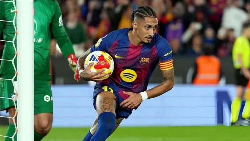 ثلاثية برشلونة لا تكفي.. أتلتيكو يحجز مكانه في نهائي كأس ملك إسبانيا