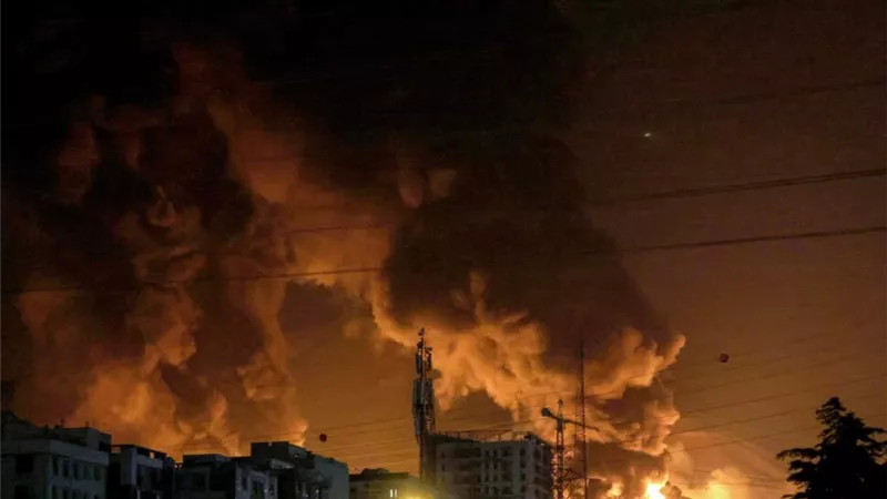 جيش الاحتلال يستهدف مقرات قوات الباسيج في طهران