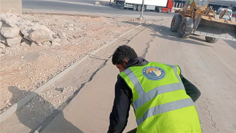 بدء أعمال رفع كفاءة الطريق الأوسطي بمدينة السادس من أكتوبر