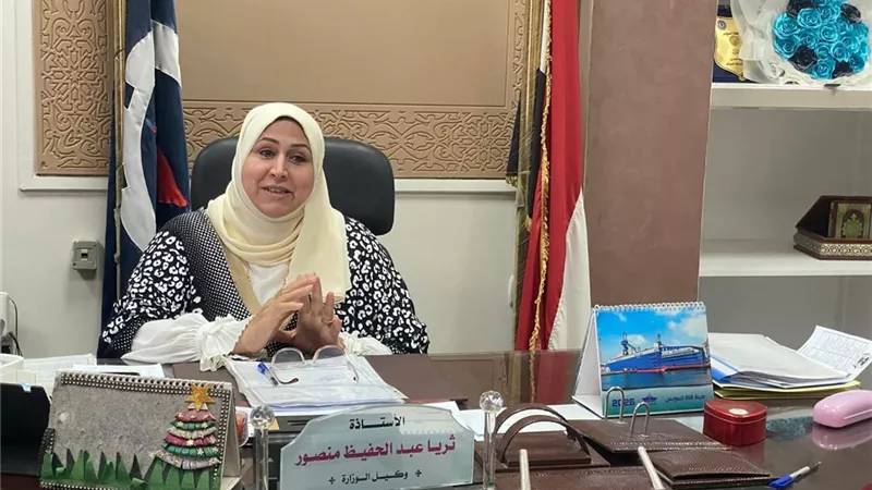 تعليم السويس تزف بشرى ساره للمعلمين بمدرسة عرب العمارين