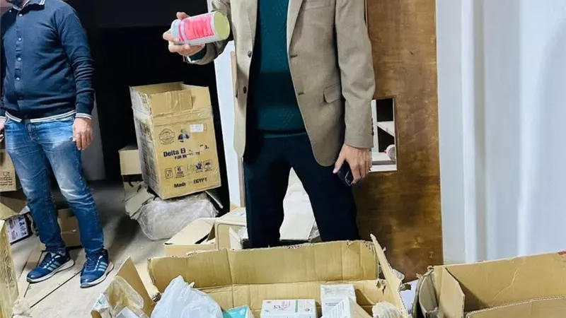 إغلاق مركز علاج طبيعي غير مرخص وضبط أدوية مجهولة المصدر بالمنيا