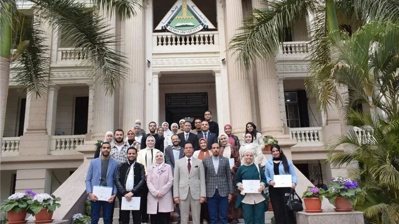 جامعة بنها تكرم خريجي البرنامج التدريبي الصيفي للسلامة والأمان الحيوي