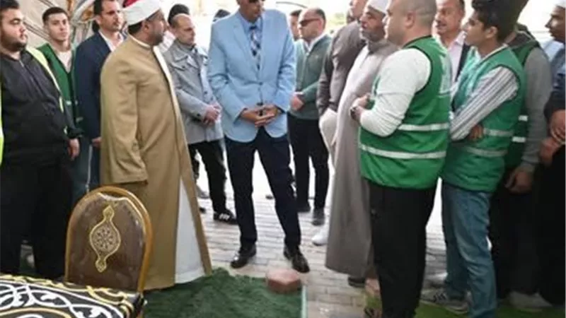 محافظ جنوب سيناء يتفقد الخيمة الرمضانية لـ