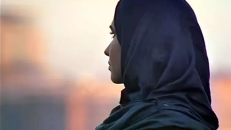 هل يشترط الحجاب عند قراءة الأذكار؟.. أمين الفتوى يجيب