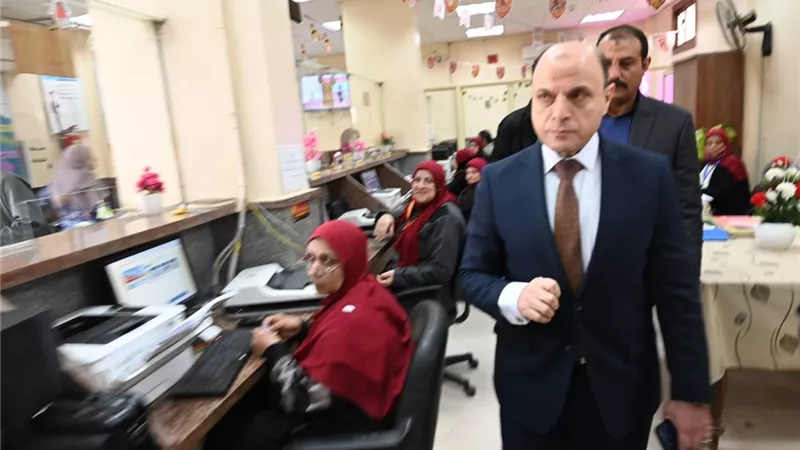  «راحة المواطن أولوية».. محافظ الغربية يتفقد المركز التكنولوجي بزفتى