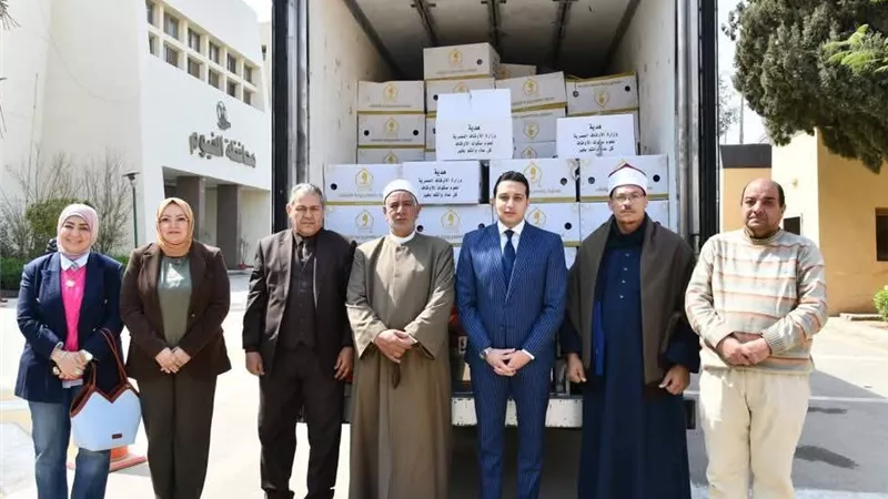 أوقاف الفيوم تواصل دعم الأسر وتسلم خمسة أطنان لحوم للمستحقين بالمحافظة 
