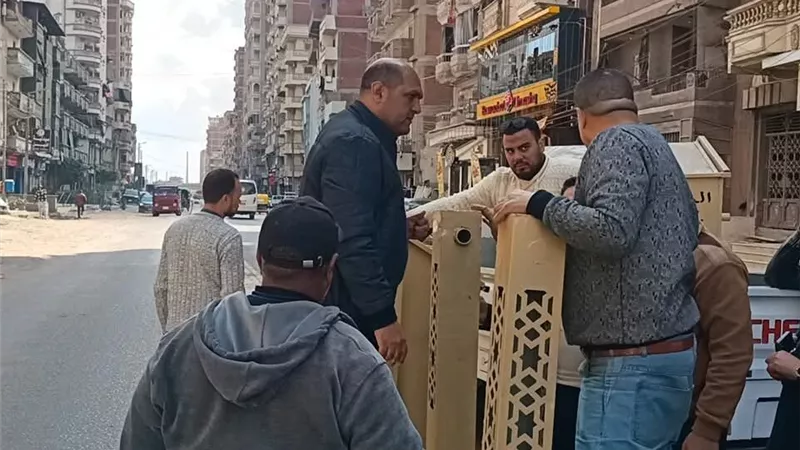 رئيس دسوق: بدء تصنيع حاويات قمامة جديدة لتوزيعها على الأحياء