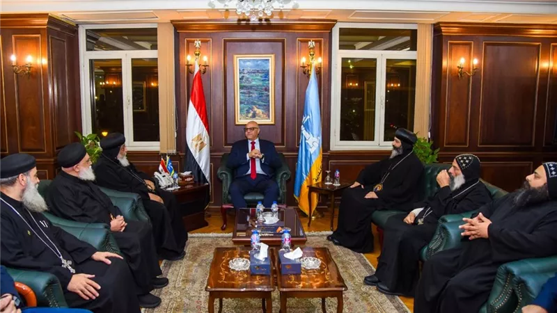 محافظ الإسكندرية يستقبل وفداً من الكنيسة القبطية للتأكيد على أواصر التعاون