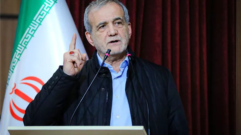 رئيس إيران يغازل الدول العربية: نحترم سيادتكم وأمن المنطقة أولوية لنا