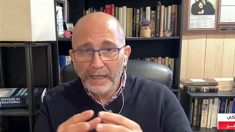  إحسان الخطيب: تصعيد لبنان يمنح إسرائيل مبررات ويهدد بتوسع الصراع|فيديو