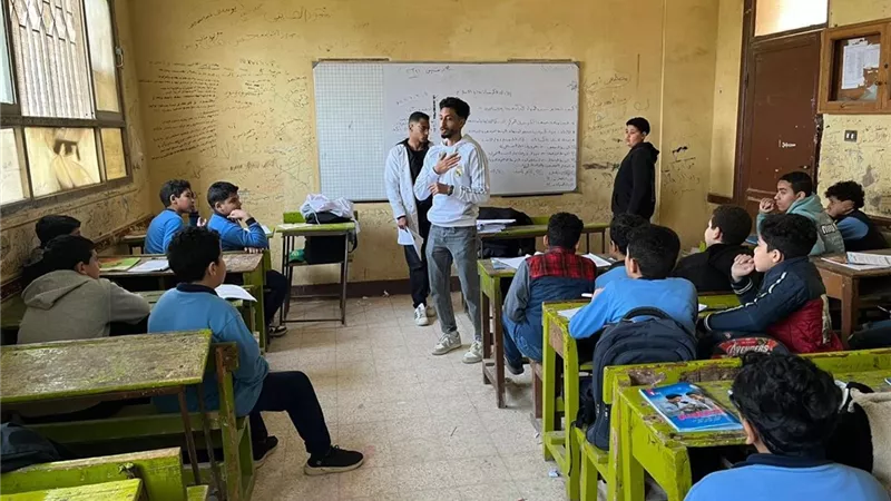 جامعة بنها تنظم قوافل تثقيفية وصحية لطلاب مدرسة قرية شبلنجة 