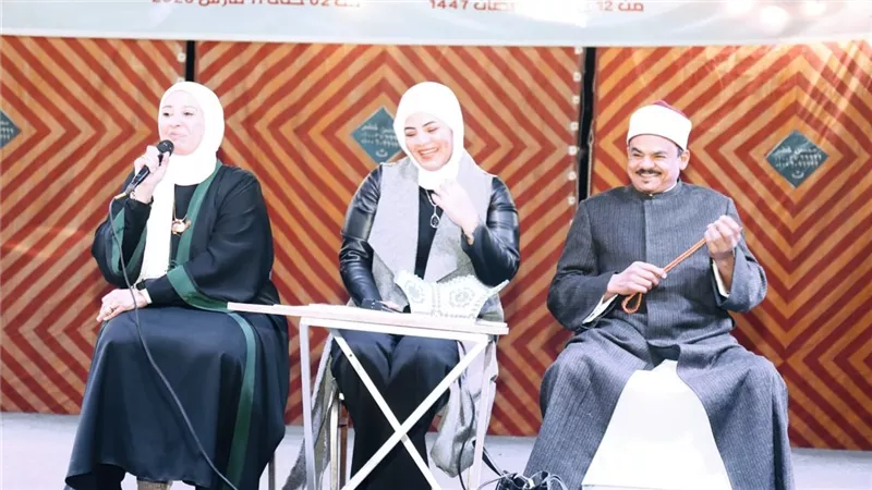 معرض فيصل للكتاب يحتفي بندوة «رمضان شهر الرحمات والبركات»