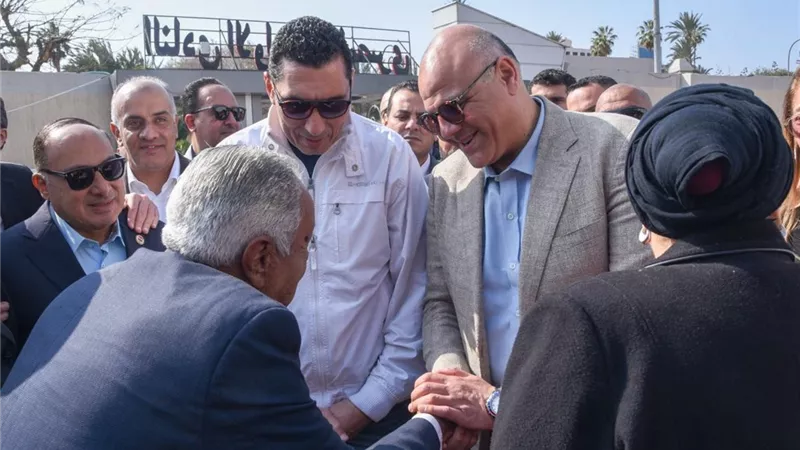 وزير الشباب والرياضة ومحافظ الإسكندرية يتفقدان النادي الأولمبي