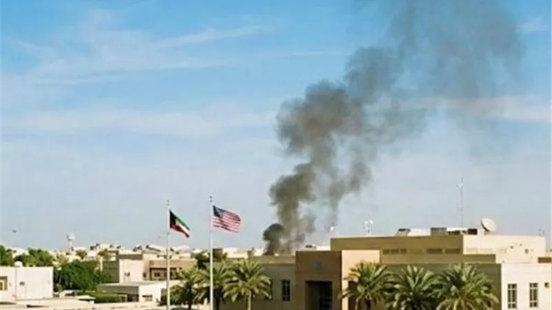 إيقاف العمل بالسفارة الأمريكية في الكويت بعد القصف الإيراني لمقرها