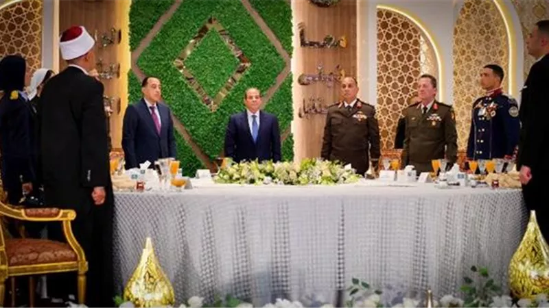 السيسي: تأهيل 15 ألف معلم سنويًا لتطوير التعليم وبناء قيادة مستقبلية لمصر