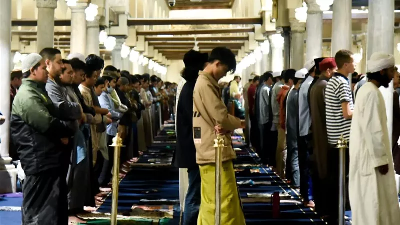 ما هي أفضل الصلوات عند الله؟ موجودة في يوم الجمعة