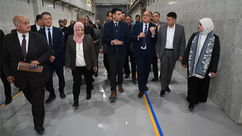 وزير الصناعة يتفقد مصانع الروبيكي ويعلن طرح وحدات إنتاجية جديدة قريبًا