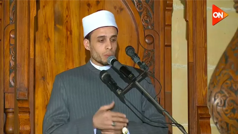 دروس وعبر.. إمام مسجد الحسين يتحدث في خطبة الجمعة عن غزوة بدر