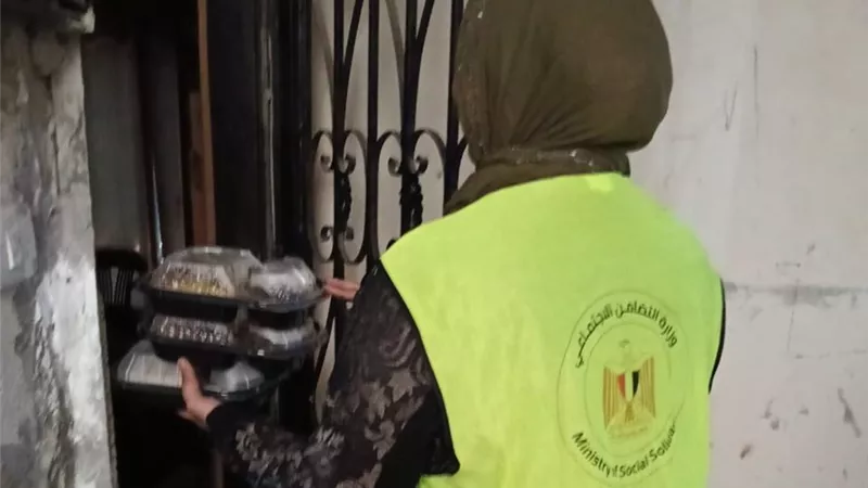 التضامن: توزيع أكثر من 15 ألف وجبة على أهالي مشروعات بديل العشوائيات