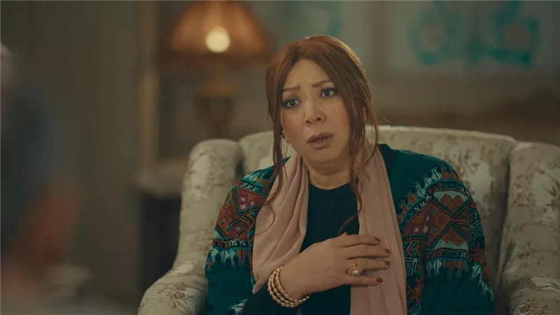 مسلسل فخر الدلتا الحلقة 16.. قبلة أمام الباب تشعل شكوك الشيف سيد