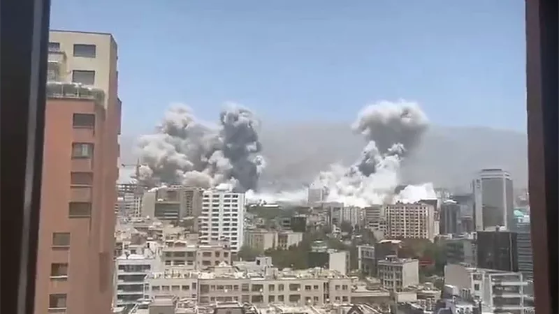 «القاهرة الإخبارية».. الجيش الإسرائيلي يقصف مواقع دفاع إيرانية|فيديو