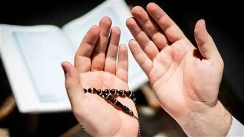 دعاء سحور 17 رمضان 2026.. أدعية مستحبة قبل أذان الفجر رددها كثيرًا