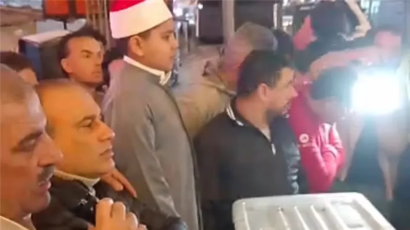 بمبادرة خير.. 6 عمرات وتجهيز 6 فتيات في إفطار الـ 10 آلاف صائم بدمياط