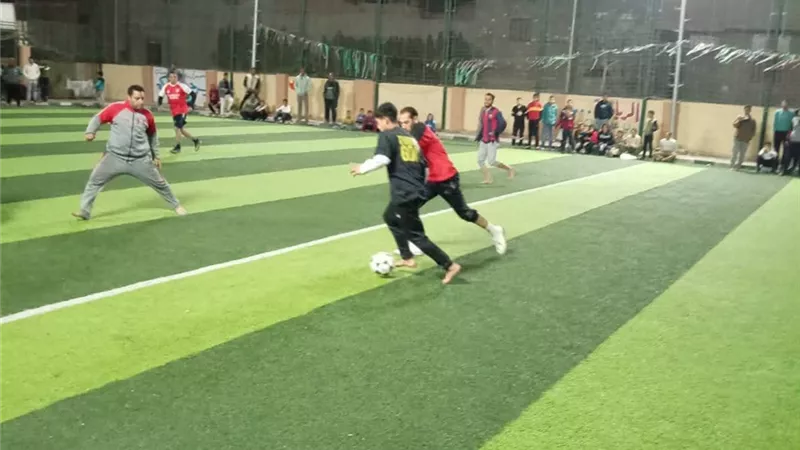 حريف بلدنا.. كرة القدم الرمضانية تضيء ملاعب مركز شباب المعصرة ببني سويف