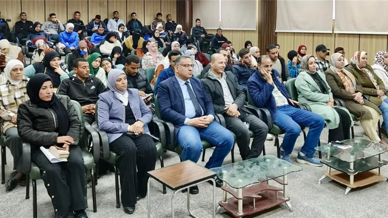 كلية التجارة بجامعة أسيوط تنظم ندوة حول التوعية الفكرية لدى الشباب 