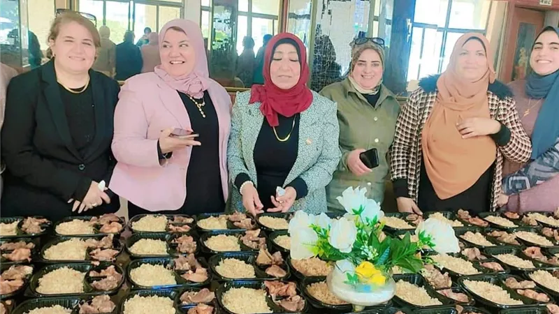 من المطبخ إلى المائدة.. مبادرة قومي المرأة بكفر الشيخ لتعزيز قيم التكافل
