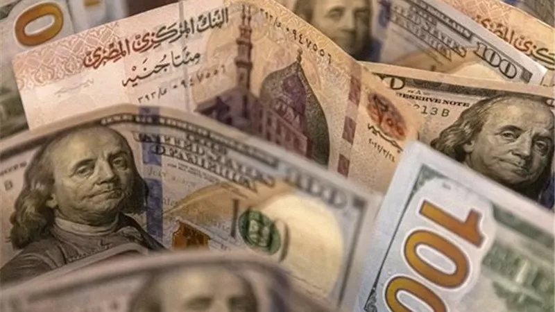 حين تهمس الحرب.. يصرخ الدولار