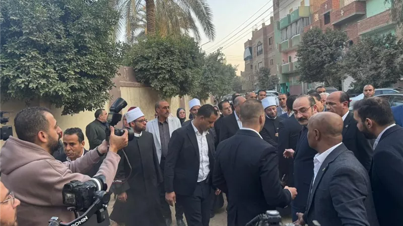 وزير الأوقاف يصل المنيا لحضور ختام مسابقة «أصوات من السماء» |صور