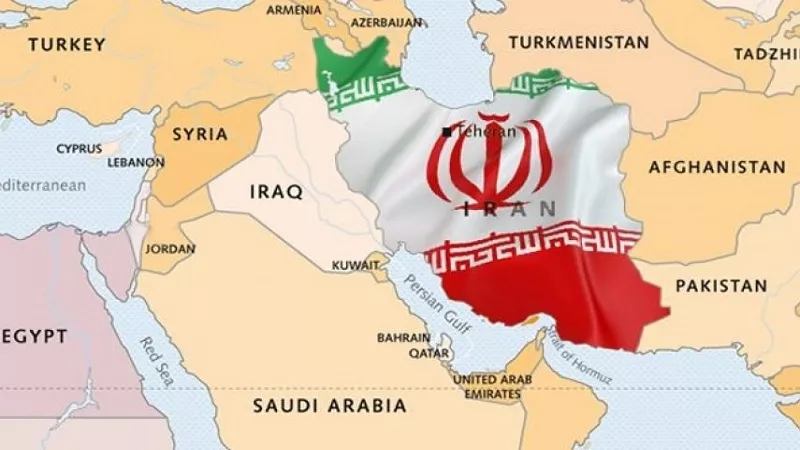 باحث: ضرب الأعيان المدنية في الخليج تحول خطير في طبيعة الصراع مع إيران